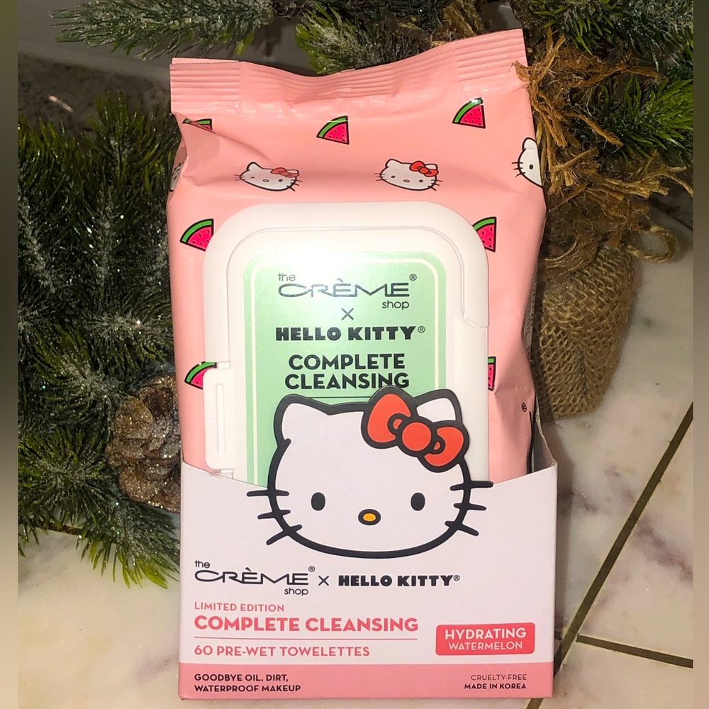💖NWT💖 The Creme Shop x Hello Kitty Ltd Edition Cleansing Towelettes Watermelon